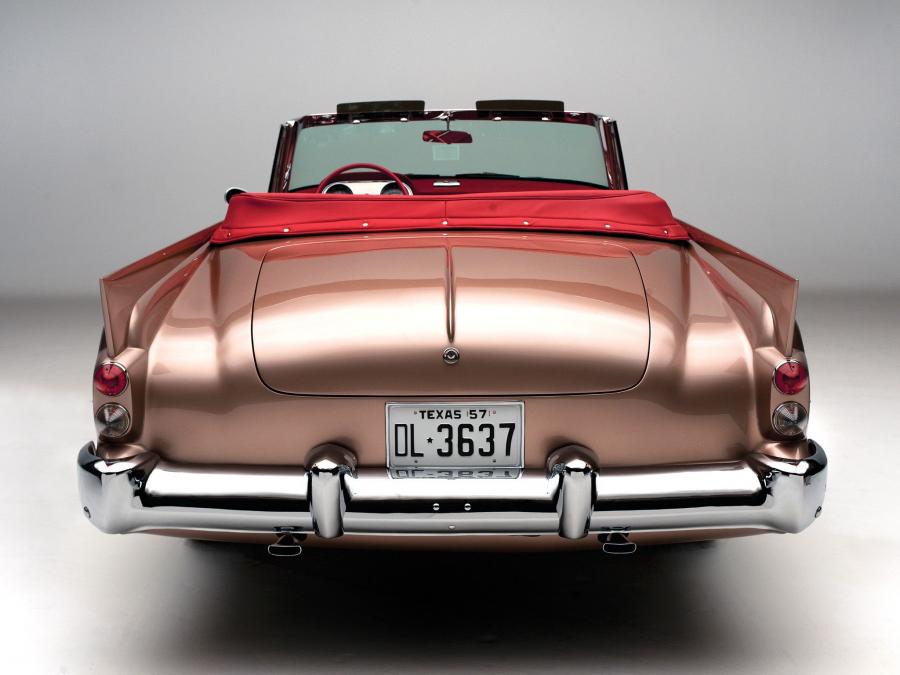  Dual-Ghia Convertible 1957 года  (фото 14 из 60)